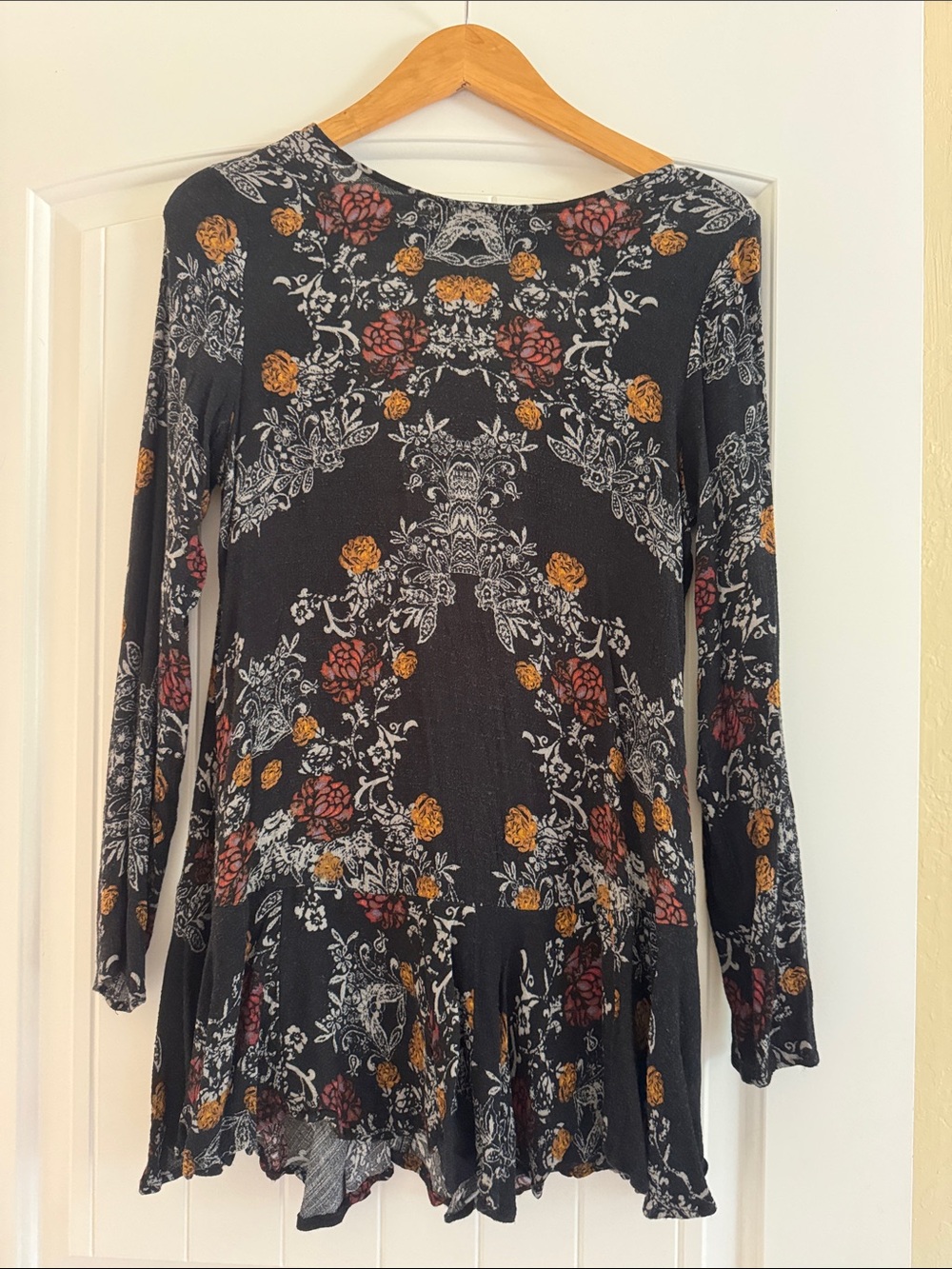 Black Floral Long-Sleeve Swing Mini Dress